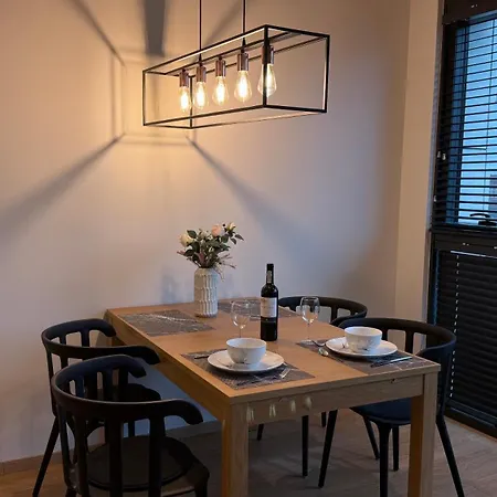 Kawaii Pool&spa Centrum Lublina * ルブリン