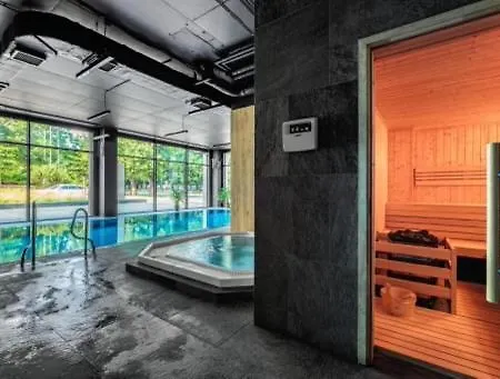 Kawaii Pool&spa Centrum Lublina * ルブリン